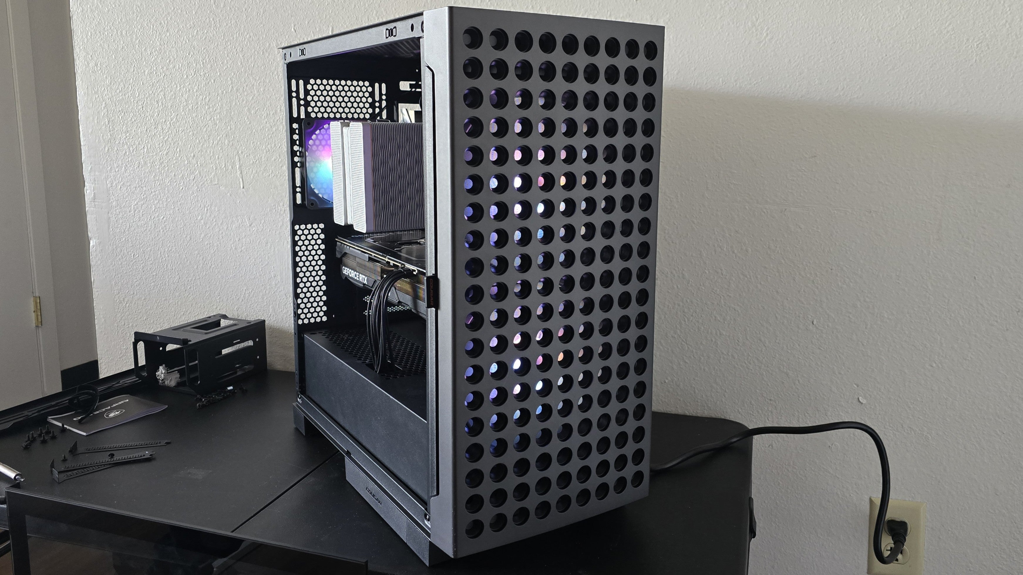 Cougar Airface Eco Case Review: Simple, stylish design