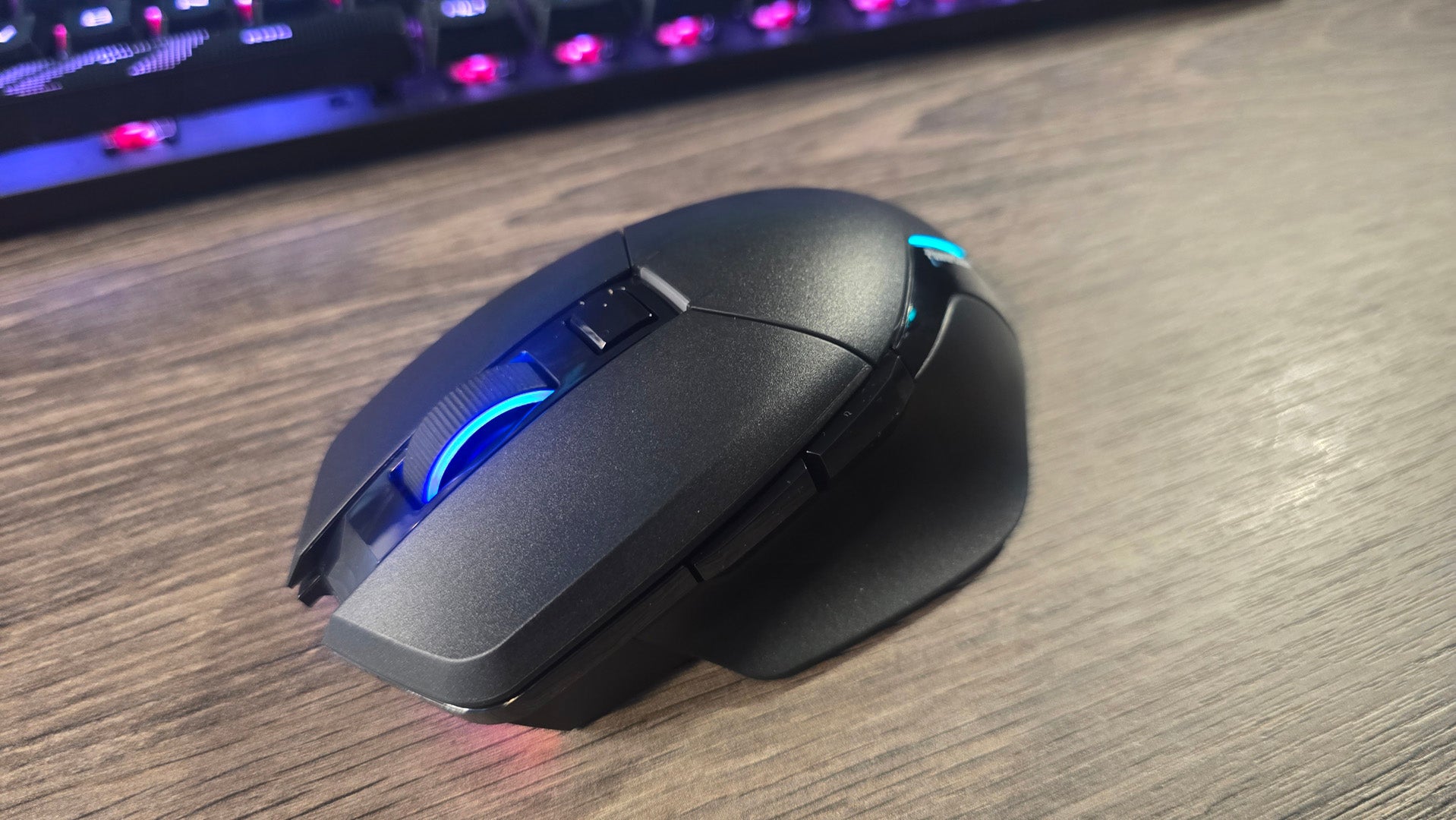 PowerColor Alphyn AM10 Wireless Gaming Mouse review
