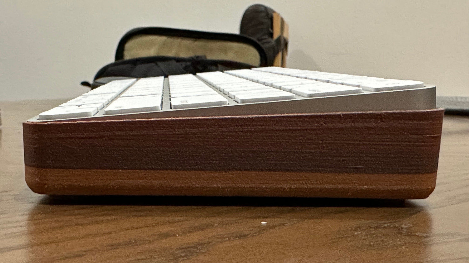 An ex-Apple Vision Pro engineer turned a Steam Deck into an all-in-one keyboard for XR, and now you can too