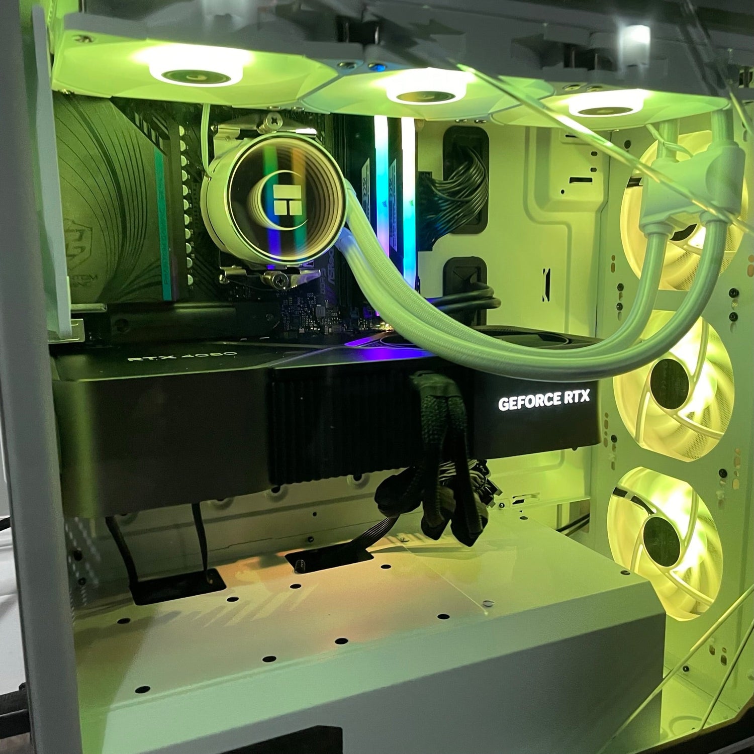 Immerse in Ultimate Gaming with Groovy Computers - Groovy Computers