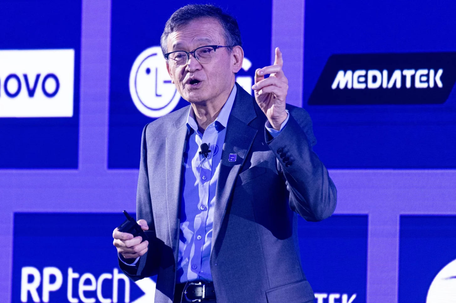 Intel’s CEO & Board Chairman Frank Yeary Had Been in Disagreement From the Start, Reportedly Stalling a Crucial Acquisition Deal of an AI Firm That Could Have Turned Things Around