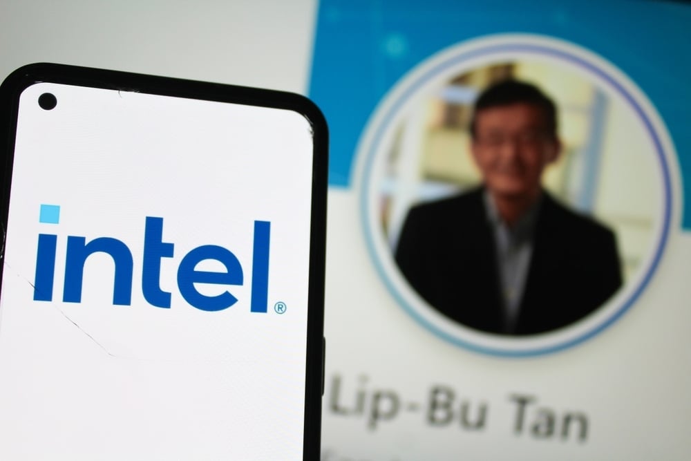 Intel Slips Despite $80 Billion CPU Market Forecast, Apple Manufacturing Deal