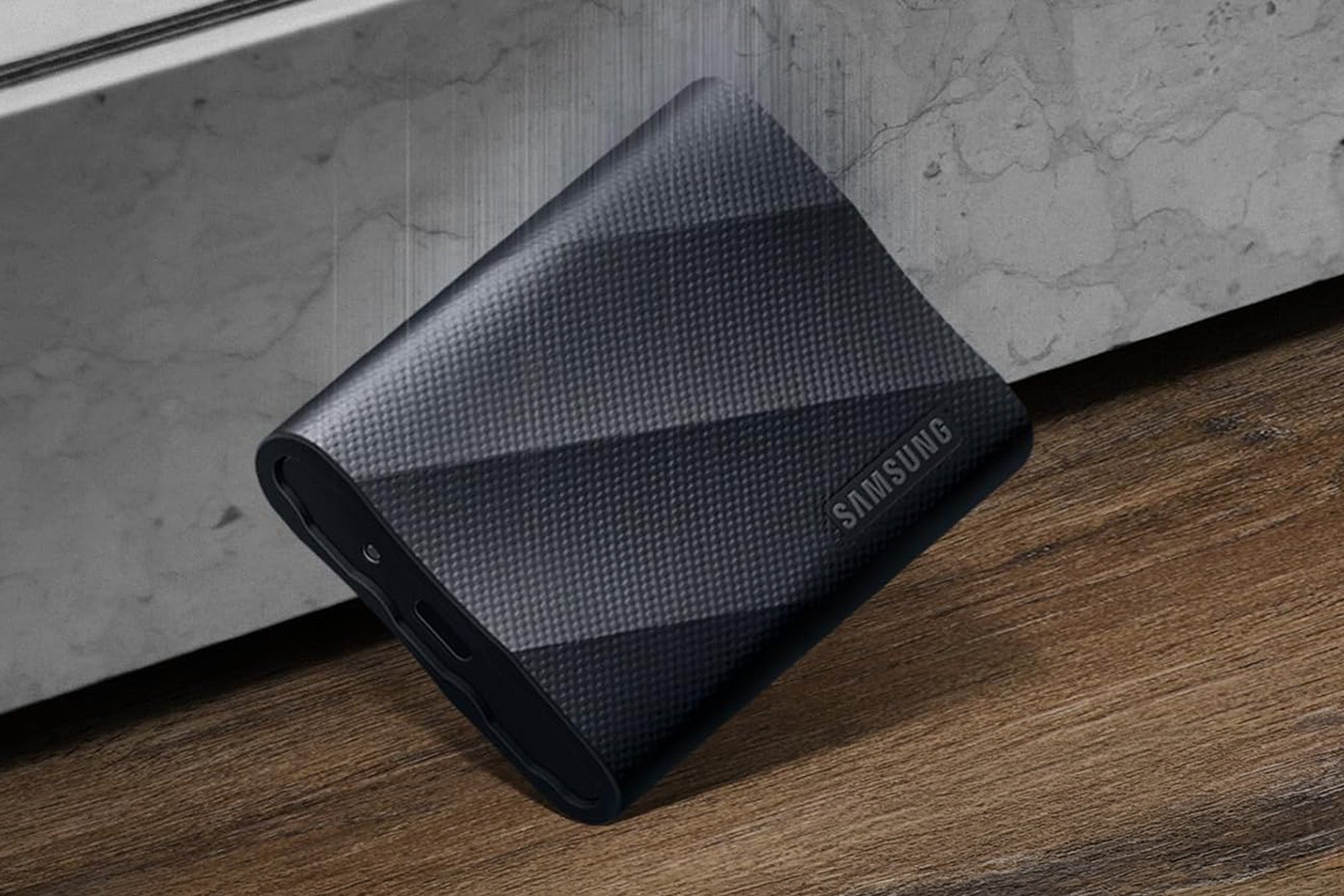 This pocket-sized 1TB Samsung SSD is just $270 and ridiculously fast