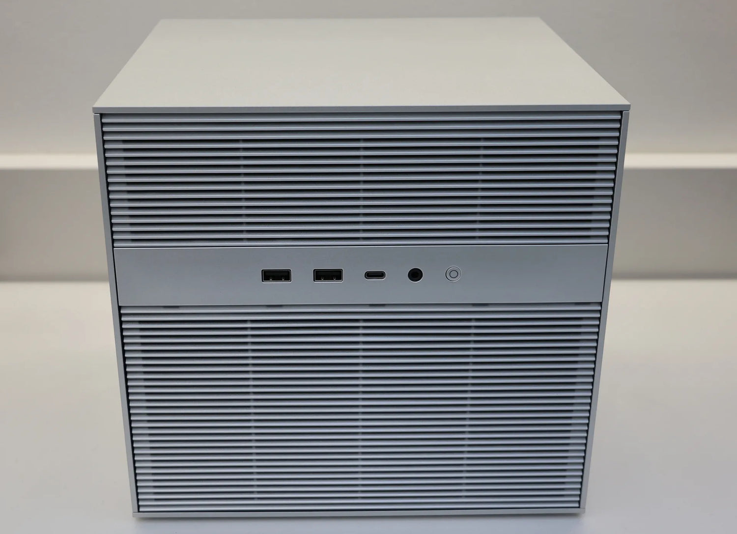 ZimaCube 2 Makes For A Nice Personal Cloud/NAS With Power Of Linux + Intel CPU Review