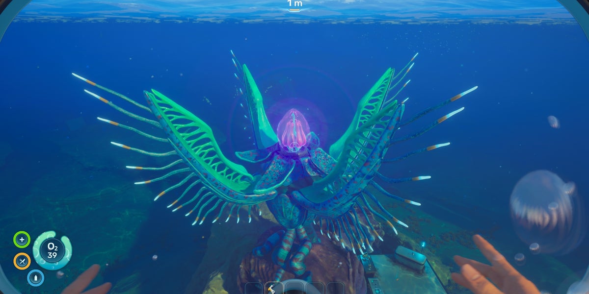 What to do first in Subnautica 2