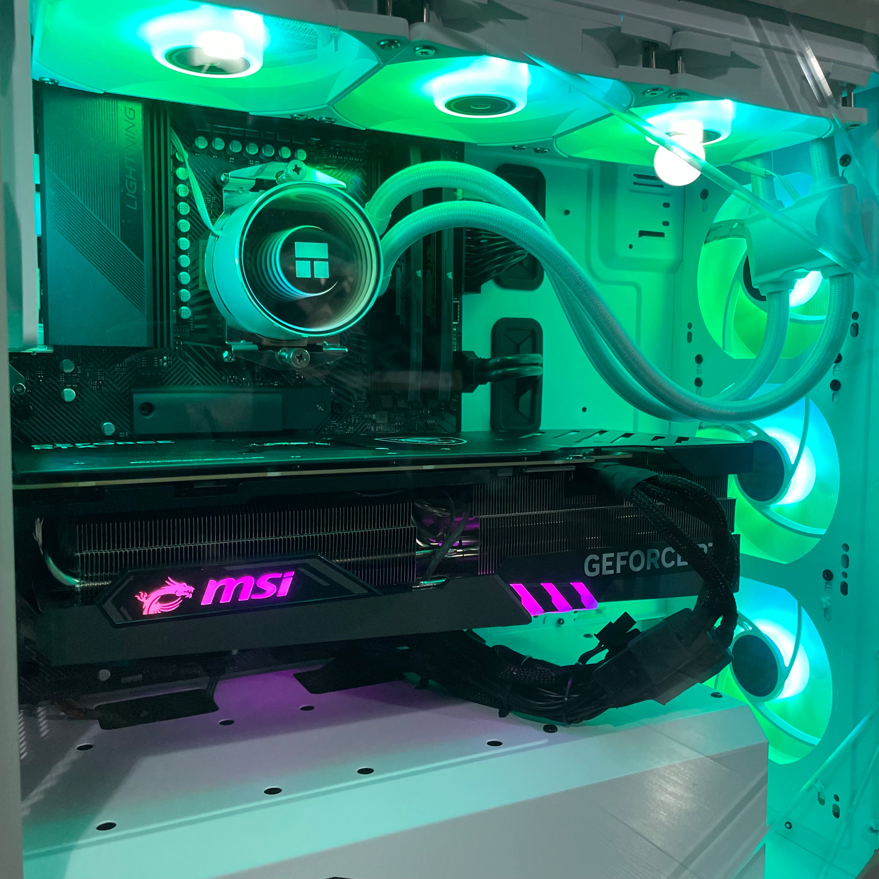 4K All AMD | Ryzen 9 7900X Gaming PC | 12-Core | RX 7900 XTX 24GB | 64GB DDR5 5600MHz | 2TB NVMe SSD | PG LIGHTNING™ | Brand New
