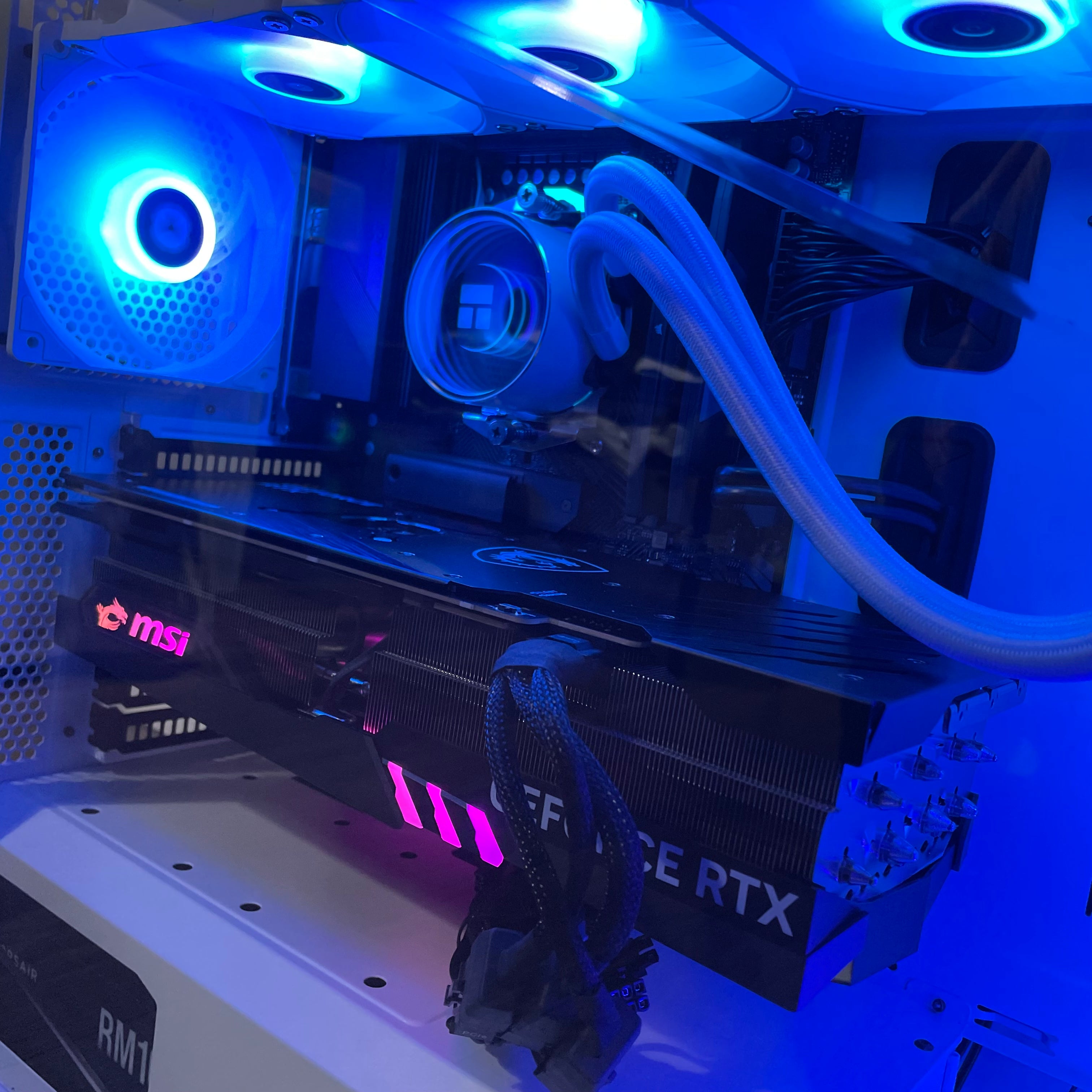 4K All AMD | Ryzen 9 7900X Gaming PC | 12-Core | RX 7900 XTX 24GB | 64GB DDR5 5600MHz | 2TB NVMe SSD | PG LIGHTNING™ | Brand New