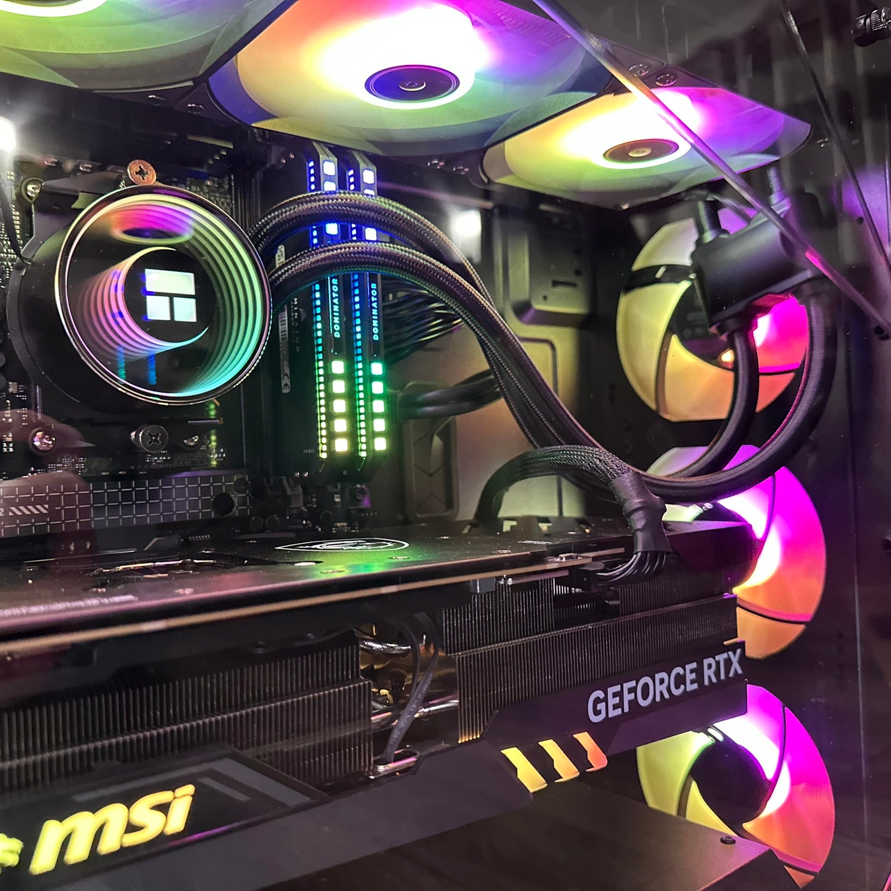 #1 Fastest Gaming PC | Ryzen 7 9800X3D | 8-Core | RTX 5090 32GB | 32GB DDR5 6000MHz | 2TB NVMe SSD | MSI™ PRO | WIFI + BT | Brand New