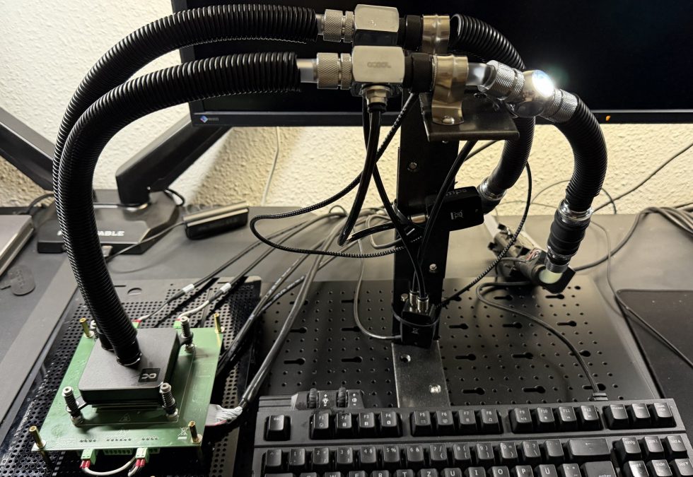 New measurement method for CPU water blocks: Thermographic ASIC simulation reveals the optimal installation orientation