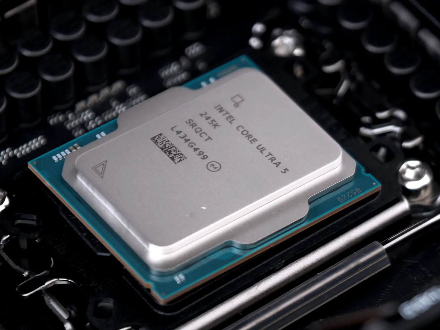 Intel Arrow Lake-S Refresh Is Rumored To Get NPU4 AI Performance Boost