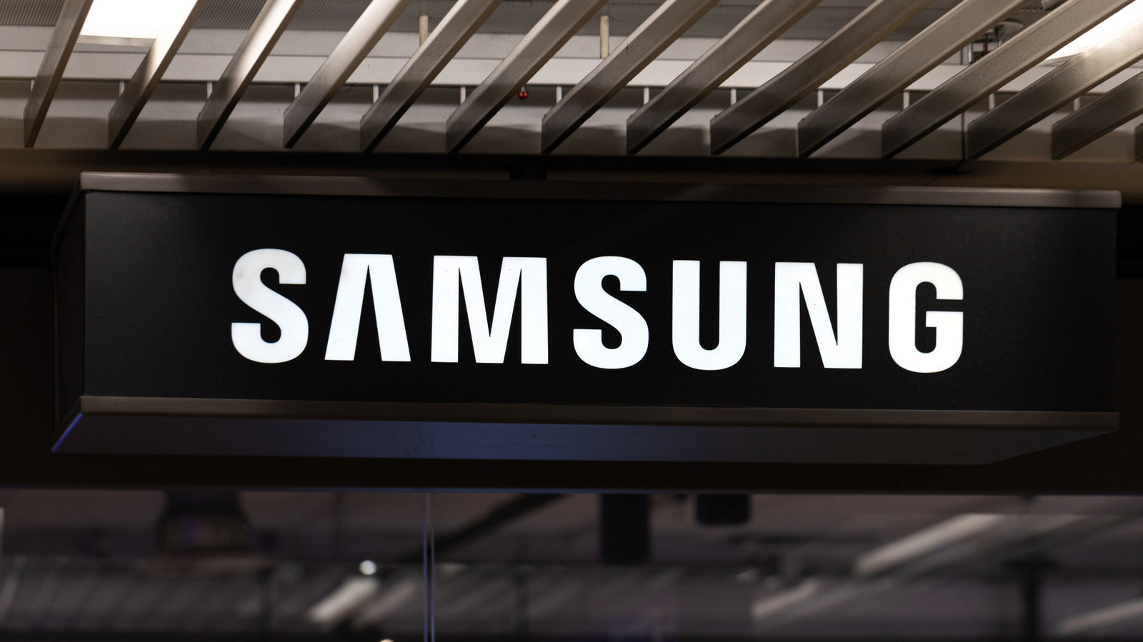 Samsung Might Be Going To Court Over A Major YouTuber's Warranty Claim