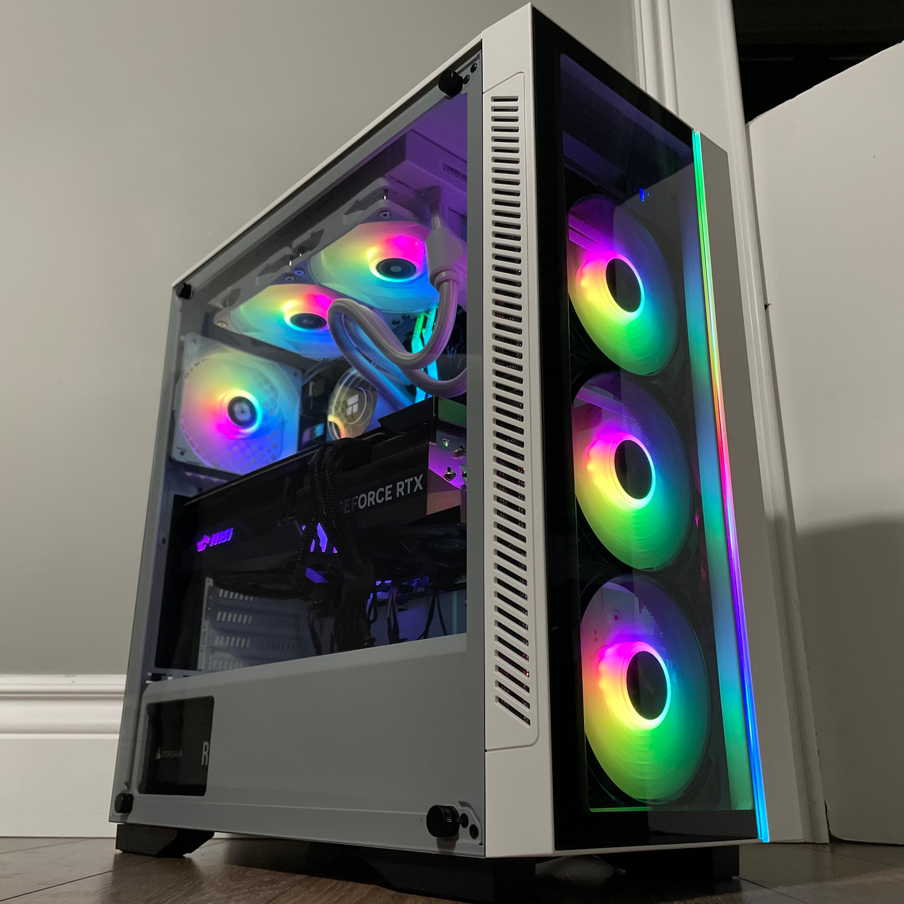 Brand New 8-Core High-End Gaming PC, Ryzen 7 7700x (Better Than i9-129 ...